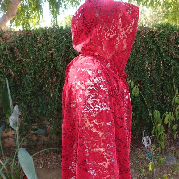 New handmade sexy red lace hooded cape cloak women Valentines medieval fairy - Picture 6 of 7